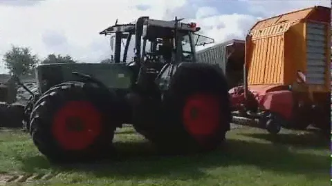 Fendt 818 + Veenhuis Combi 2000